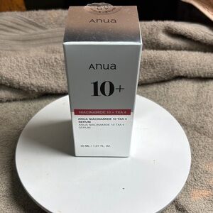 Anua 10+ Niacinamide Serum - White and Pink